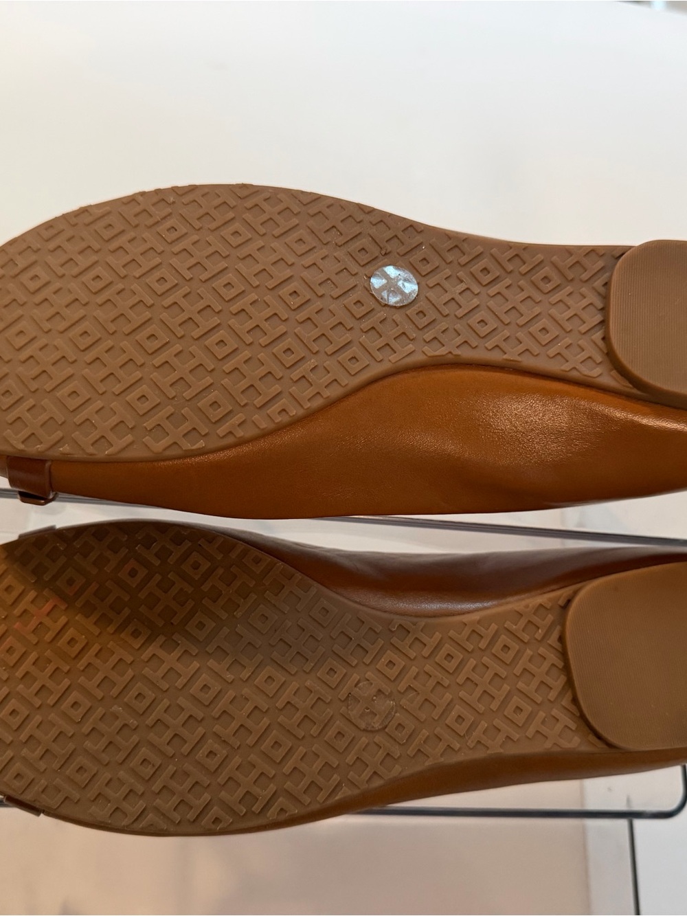 Tory Burch Cognac Leather Logo Ballet Flats, Brown, size 8 - Picture 5 of 6